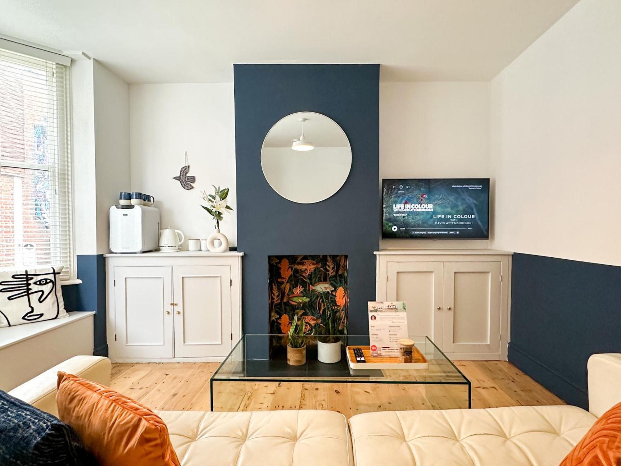 Love Lane - Cosy & Modern City Centre Guest Suite كانتربيري المظهر الخارجي الصورة